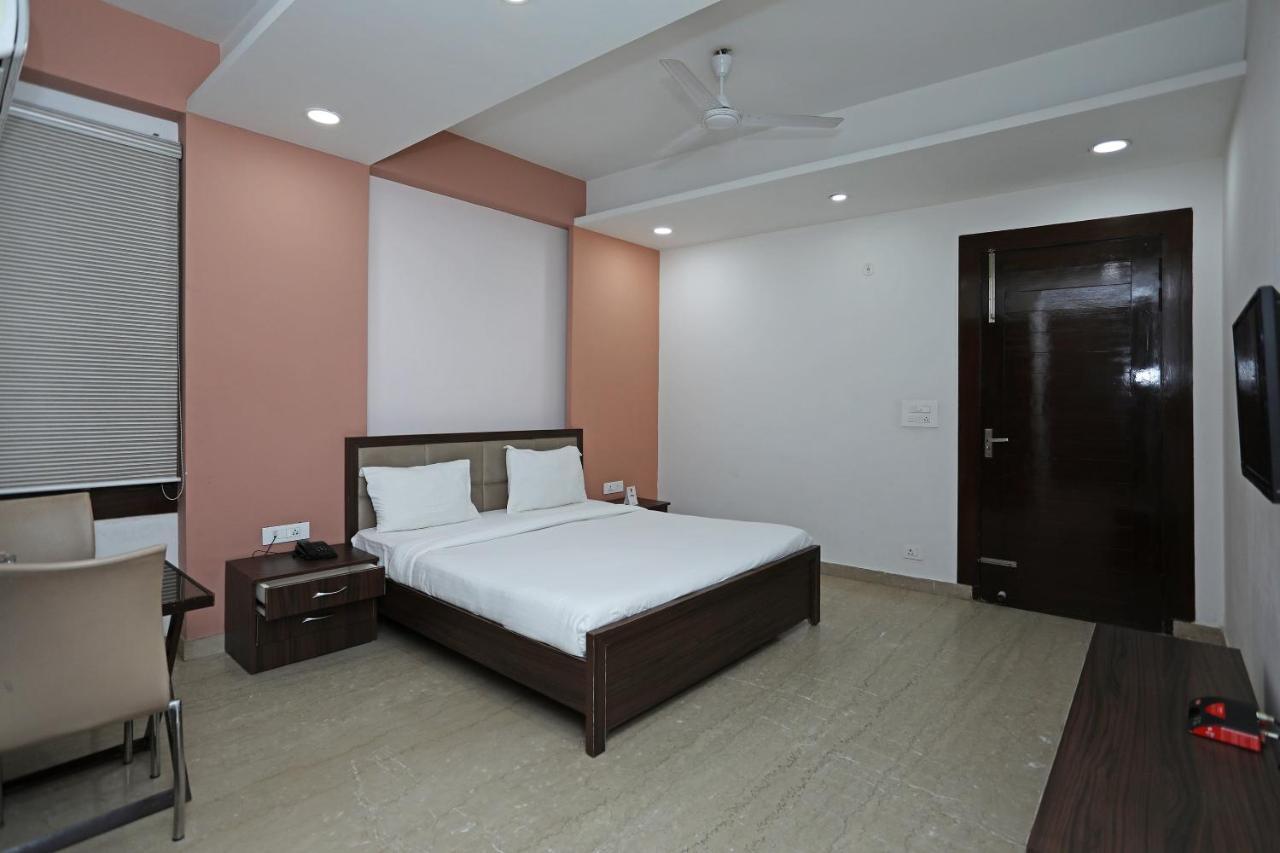 Hôtel Spot On 74347 Satyam Bhawan à Purî Extérieur photo